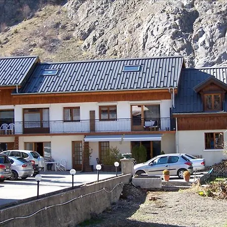 Apartment Triplex 4 Pieces 6 Pers., Sud-est, Valloire, Avec Wifi - Fr-1-263-252